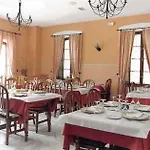 فندق La Enrea 2*